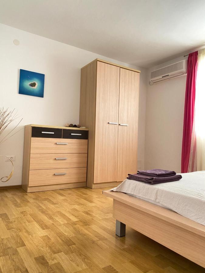 D.O.O. Yury Apartment Trogir Eksteriør bilde